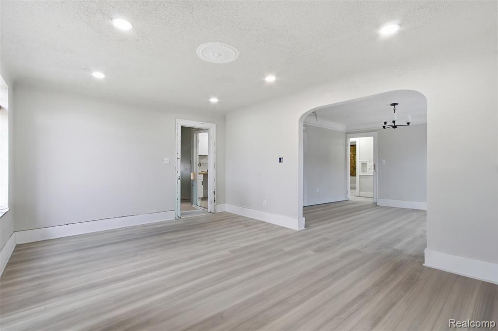 3919 Devonshire Road, Detroit, MI 48224 — Photo 13