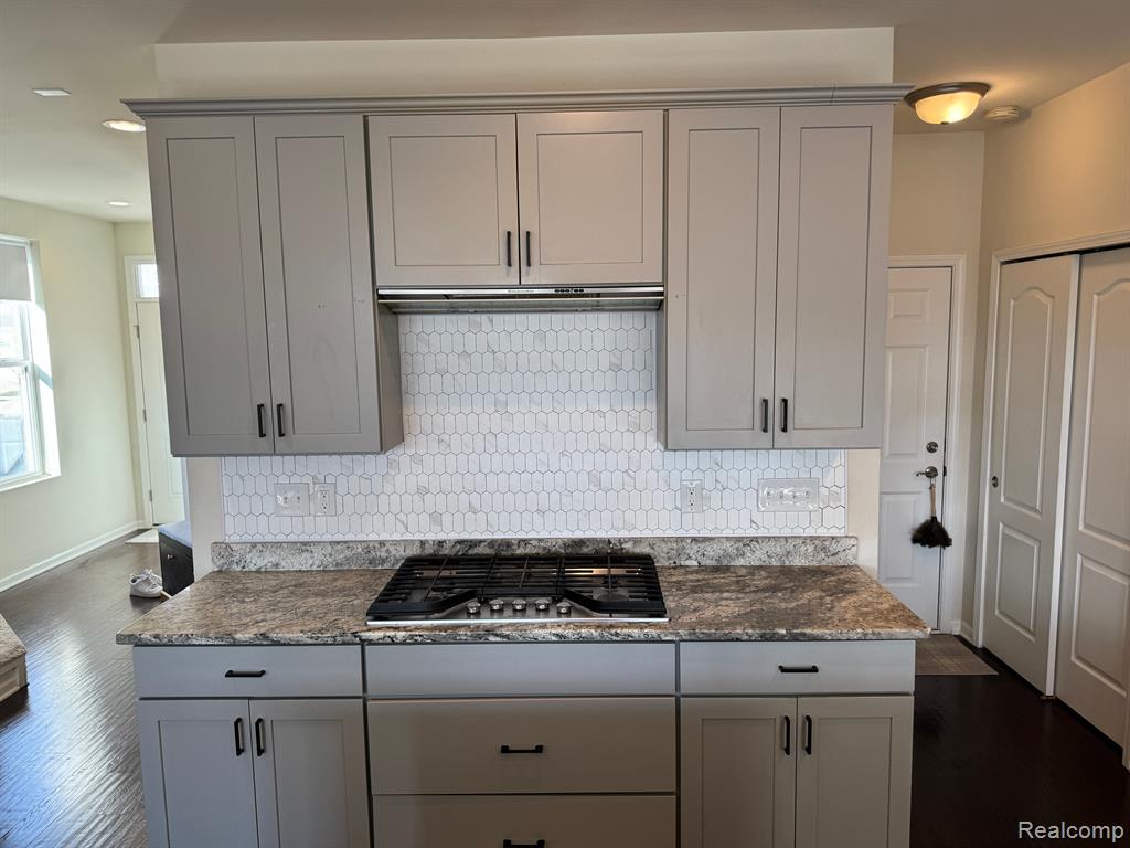 43595 CHANCELLOR Lane, Novi, MI — Photo 13