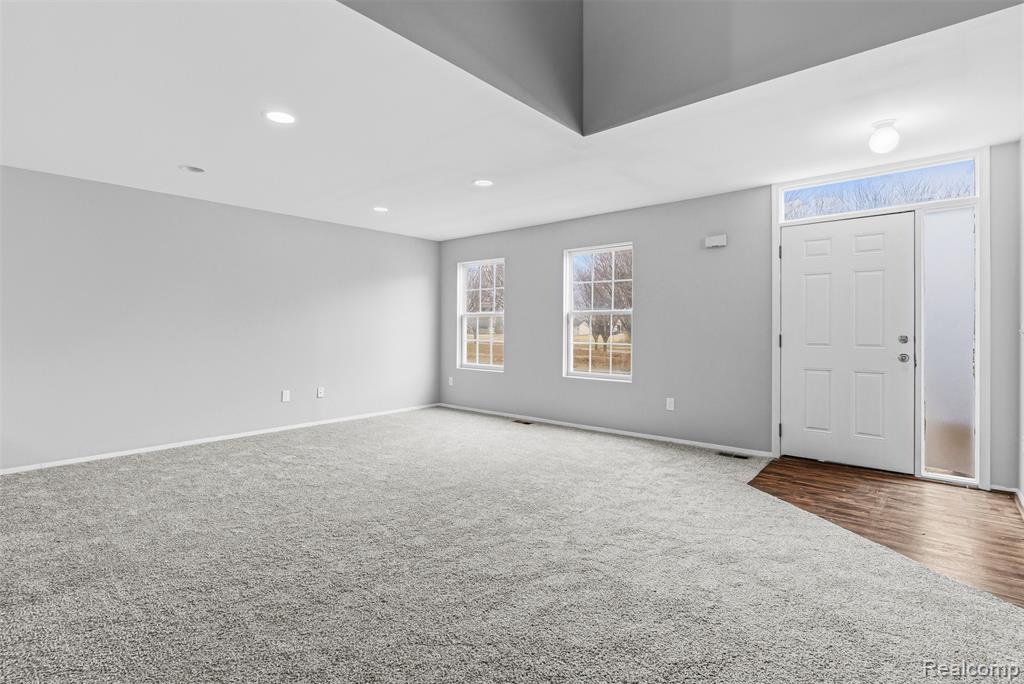 253 Stonegate W, Pontiac, MI 48341 — Photo 9