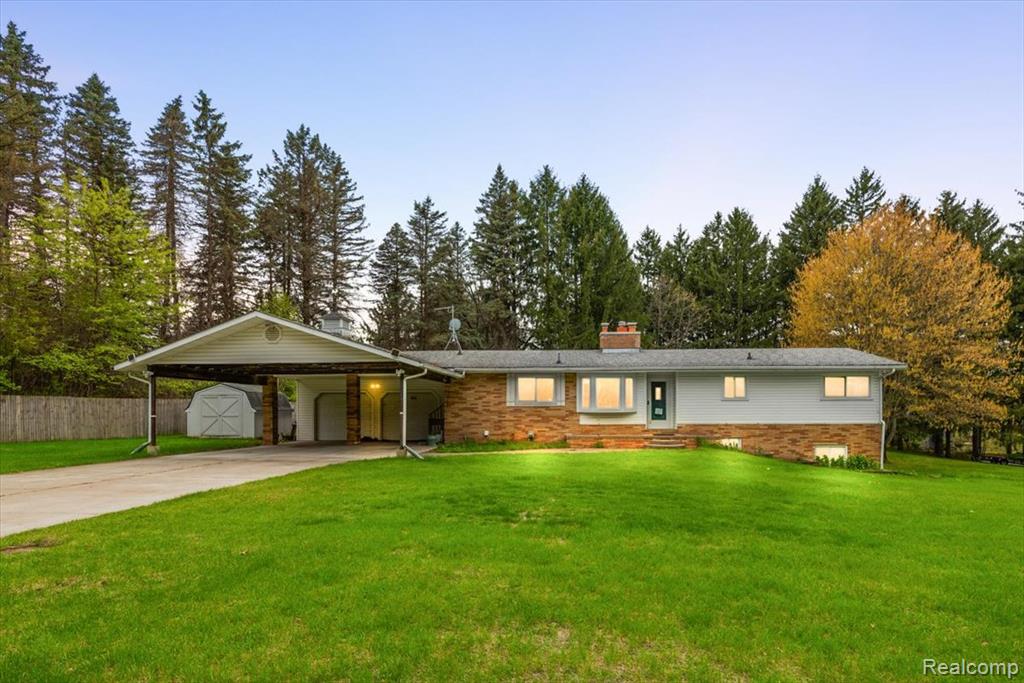 865 N Lapeer Road, Lake Orion, MI 48362 — front exterior