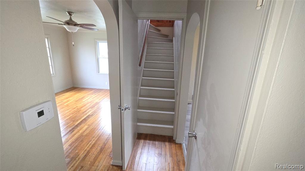 733 Vermilya Avenue, Flint, MI 48507 — Photo 15