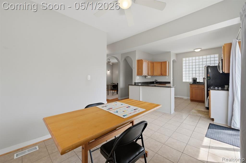 1373 Beaconsfield Avenue, Grosse Pointe, MI 48230 — Photo 14
