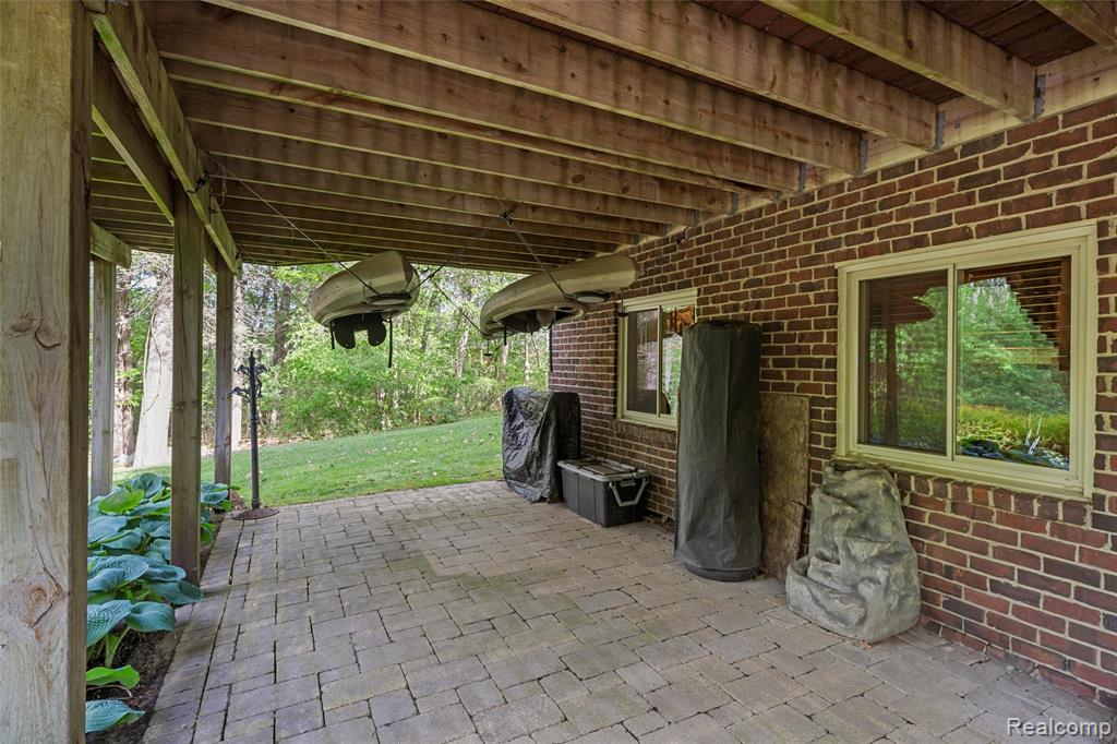 10099 Fernbrooke Drive, Brighton, MI 48116 — Photo 64