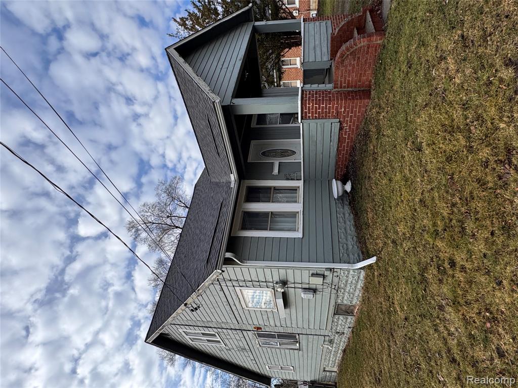 5032 Brady Street, Swartz Creek, MI 48473 — Photo 2
