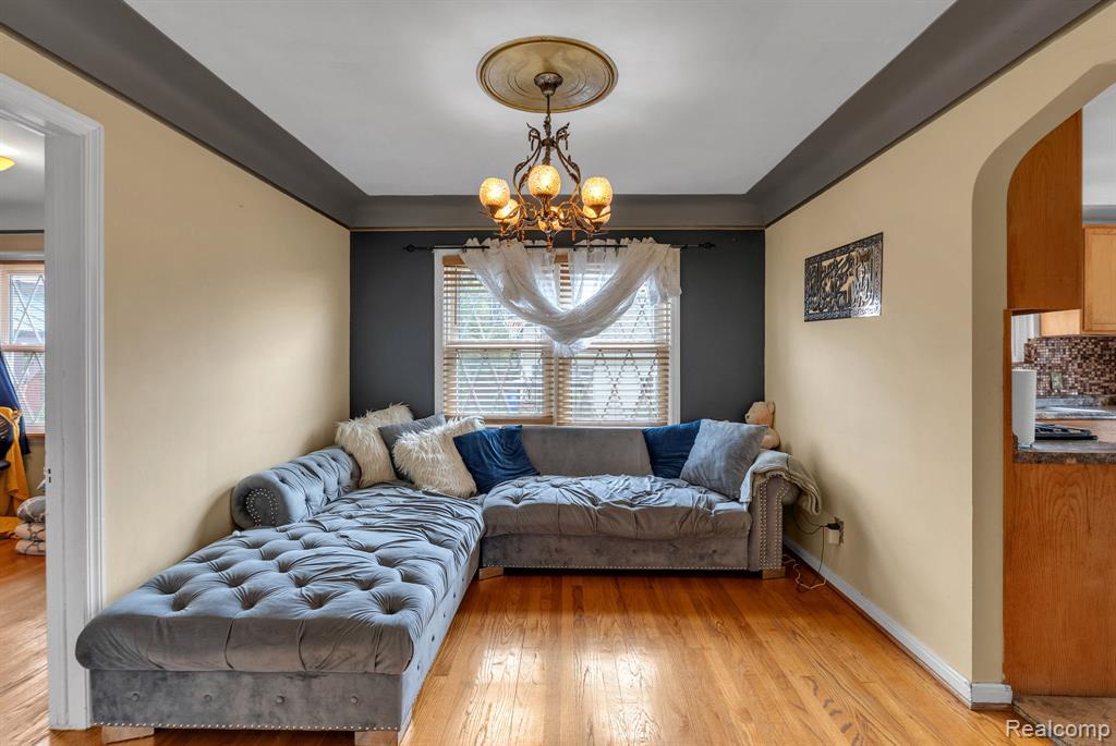 8200 Hartwell Street, Detroit, MI 48228 — Photo 10