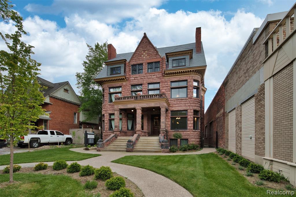 701 W Canfield Street, Detroit, MI 48201