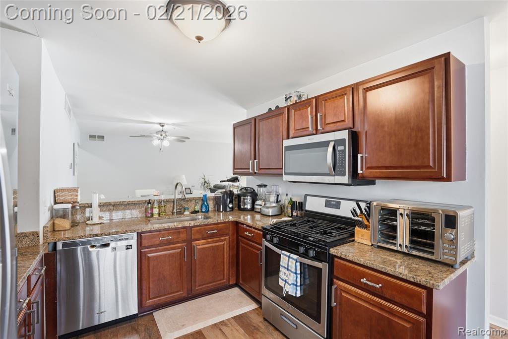 42802 Patty Lane, Van Buren, MI 48111 — Photo 12