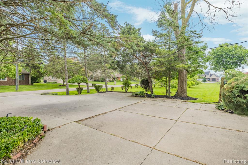 33614 Lakeview Street, New Baltimore, MI 48047 — Photo 53