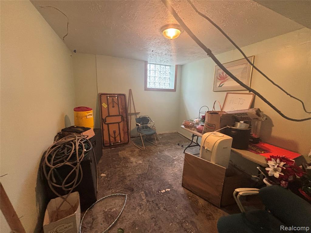10510 Sterritt Street, Detroit, MI 48213 — Photo 10
