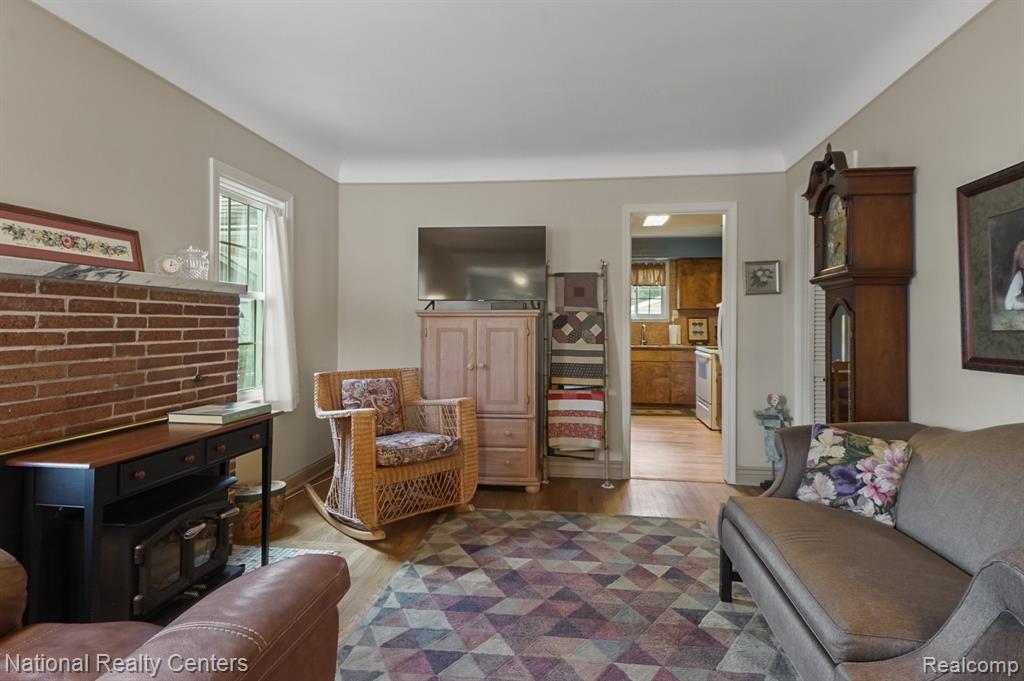 8428 Cascade Street, Commerce Twp, MI 48382 — Photo 13