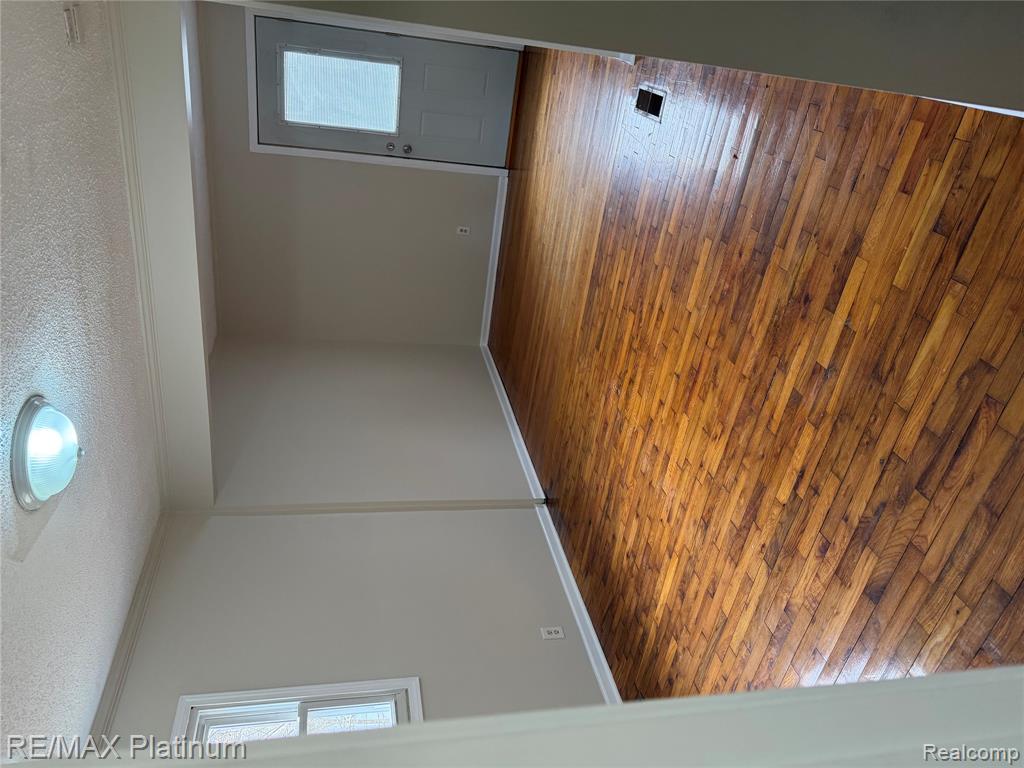1475 Cutler Street, Burton, MI 48509 — Photo 17