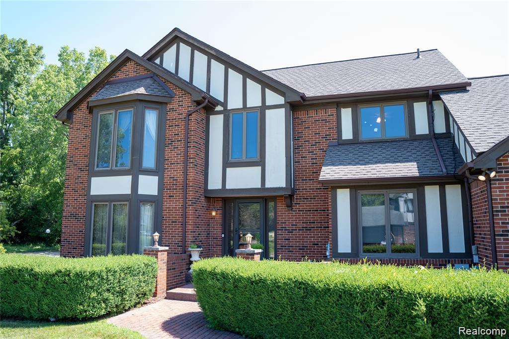 6651 Arlington Drive, West Bloomfield, MI — Photo 12