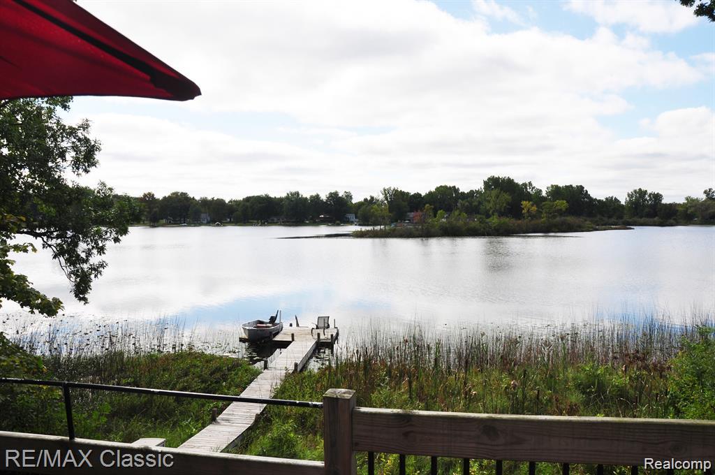 5050 Island Shore Drive, Pinckney, MI 48169 — Photo 26