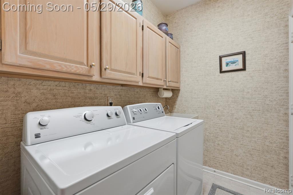 47301 Bramblewood Court, Novi, MI — Photo 33