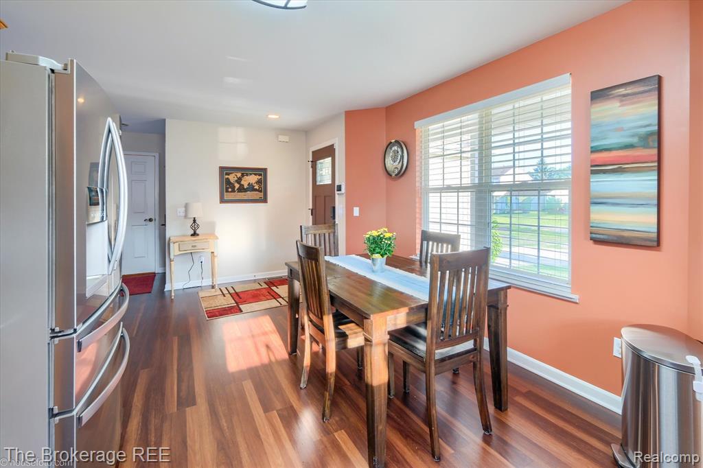 5281 Magnolia Drive, Grand Blanc, MI 48439 — Photo 23