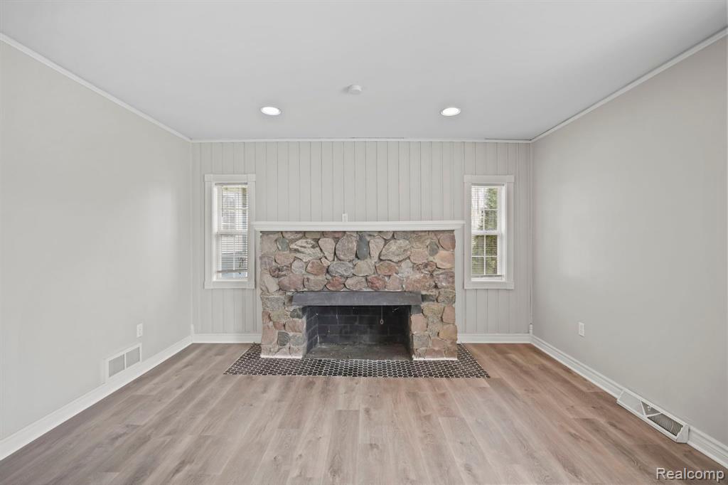 5035 CENTER Road, Linden, MI 48451 — Photo 8