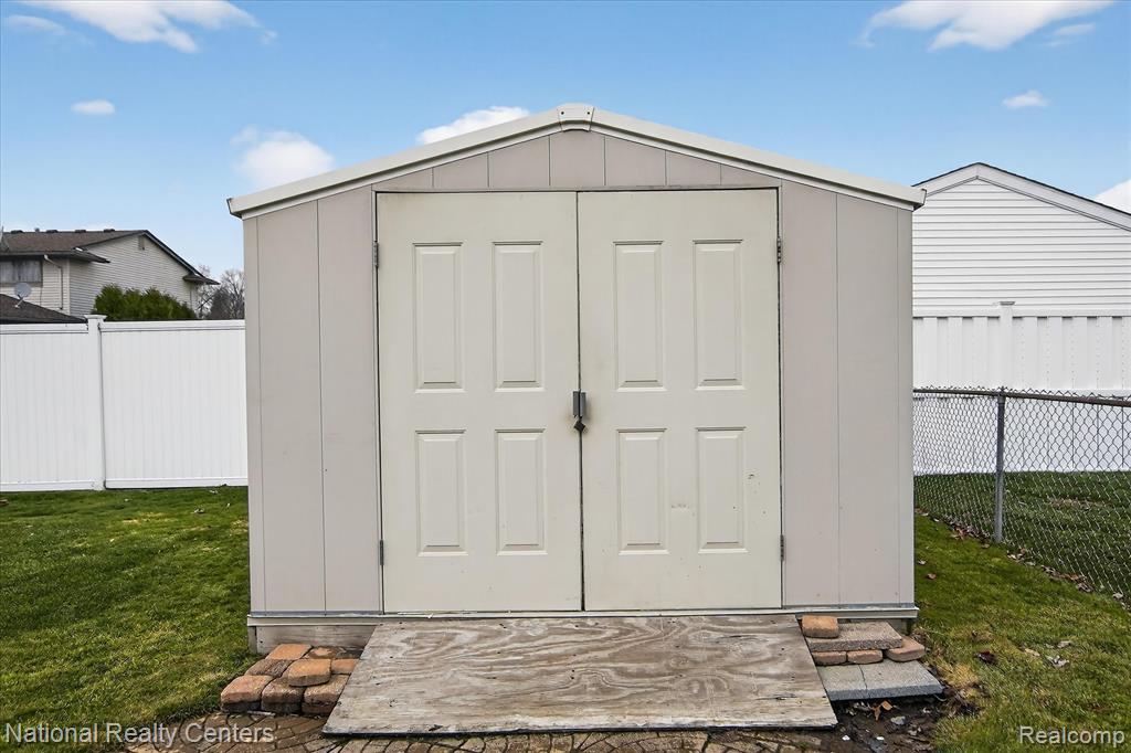 42020 Hystone Street, Canton, MI 48187 — Photo 48