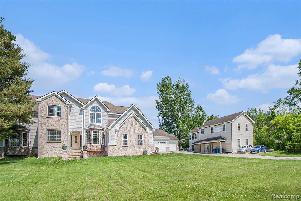 7471 Brewer Road, Flint, MI 48507 — Photo 2