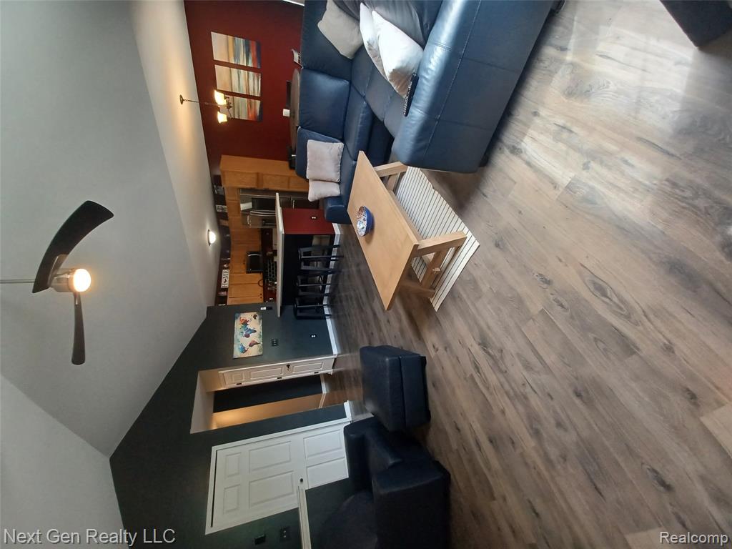 17200 Chesapeake Circle, Walled Lake, MI 48390 — Photo 17