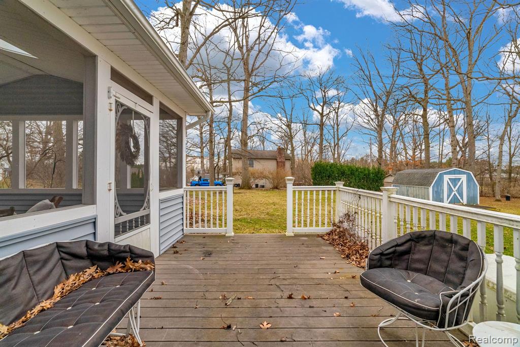 8482 BELLE BLUFF Drive, Grand Blanc, MI 48439 — Photo 65