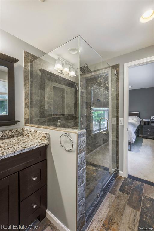 994 HAMPSTEAD Lane, Rochester Hills, MI 48309 — Photo 13