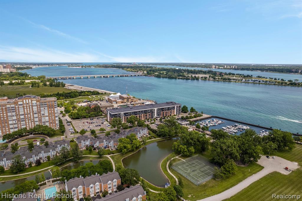 203 WINDWARD Court, 22, Detroit, MI 48207 — Photo 54