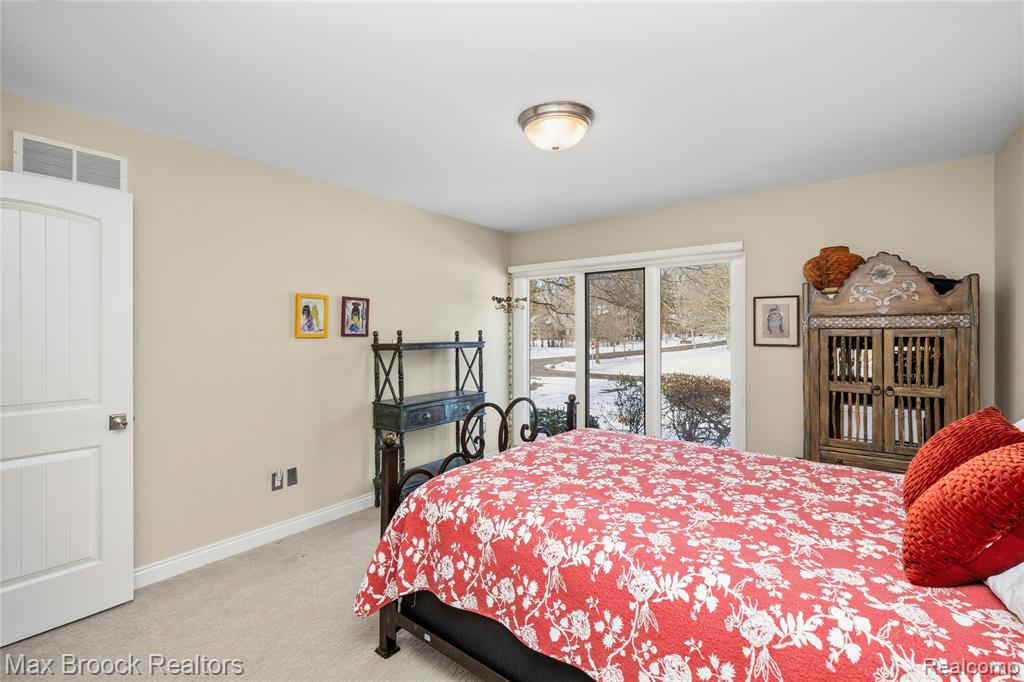 5867 BRAVO COURT, Orchard Lake Village, MI 48324 — Photo 45