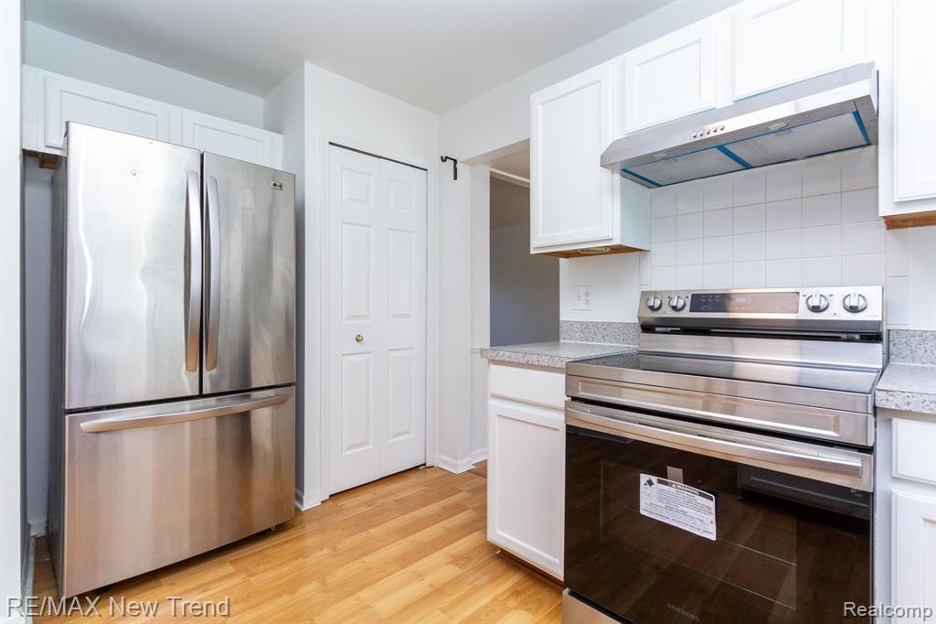 25935 Junction, Novi, MI — Photo 14