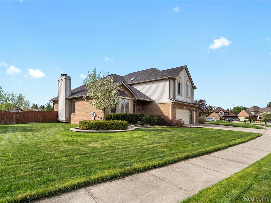 46891 EDGEWATER Drive, Macomb, MI 48044 — Photo 39