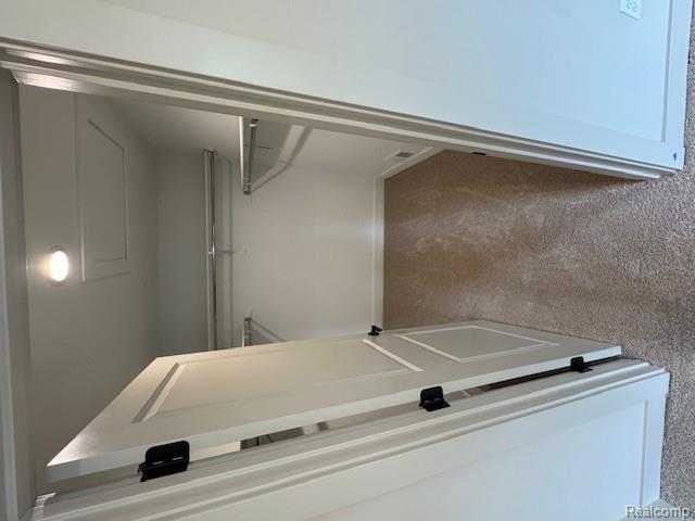27305 Groveland Street, Madison Heights, MI 48071 — Photo 18
