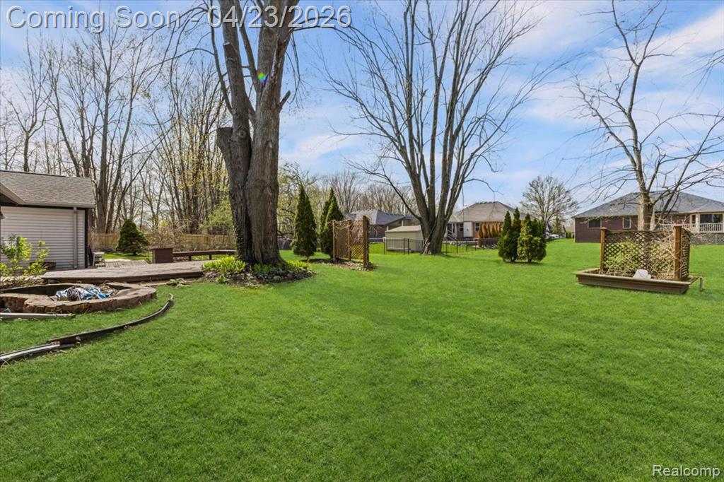 47339 Jefferson Avenue, Chesterfield, MI 48047 — Photo 46