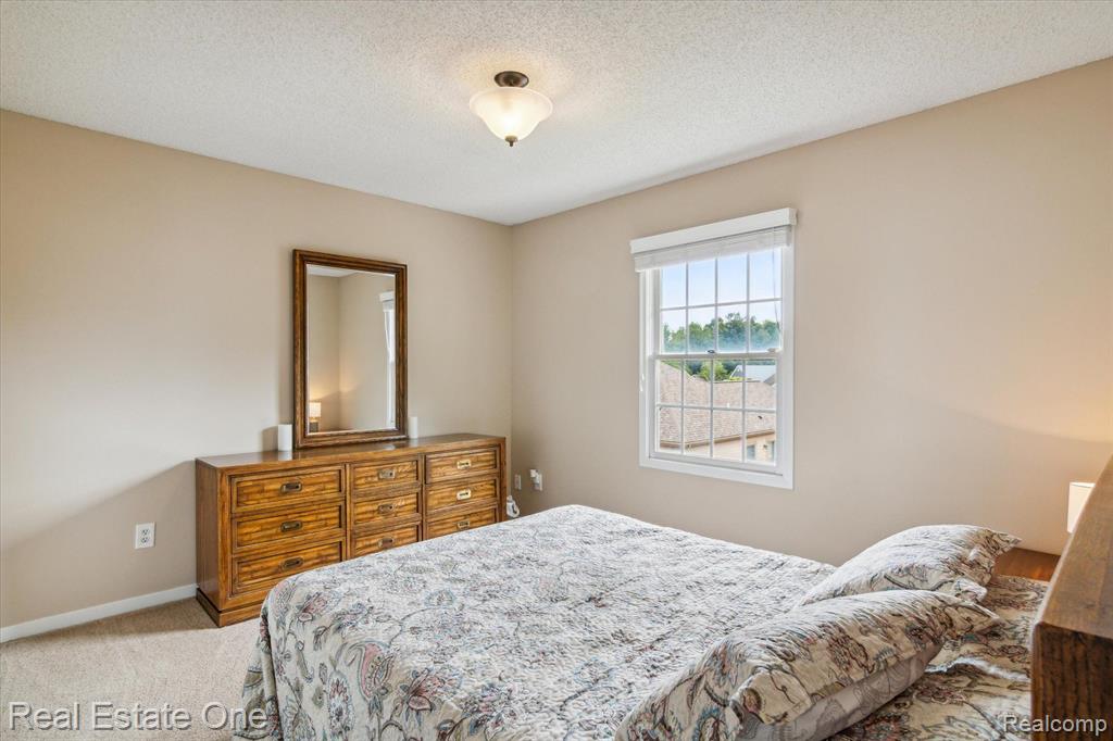 41694 KENILWORTH Lane, Novi, MI 48377 — Photo 15
