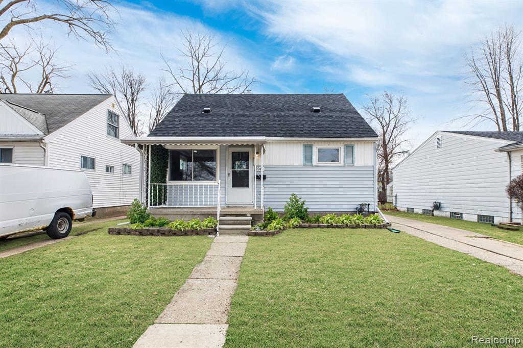 9046 LOUISE Street, Livonia, MI 48150 — front exterior
