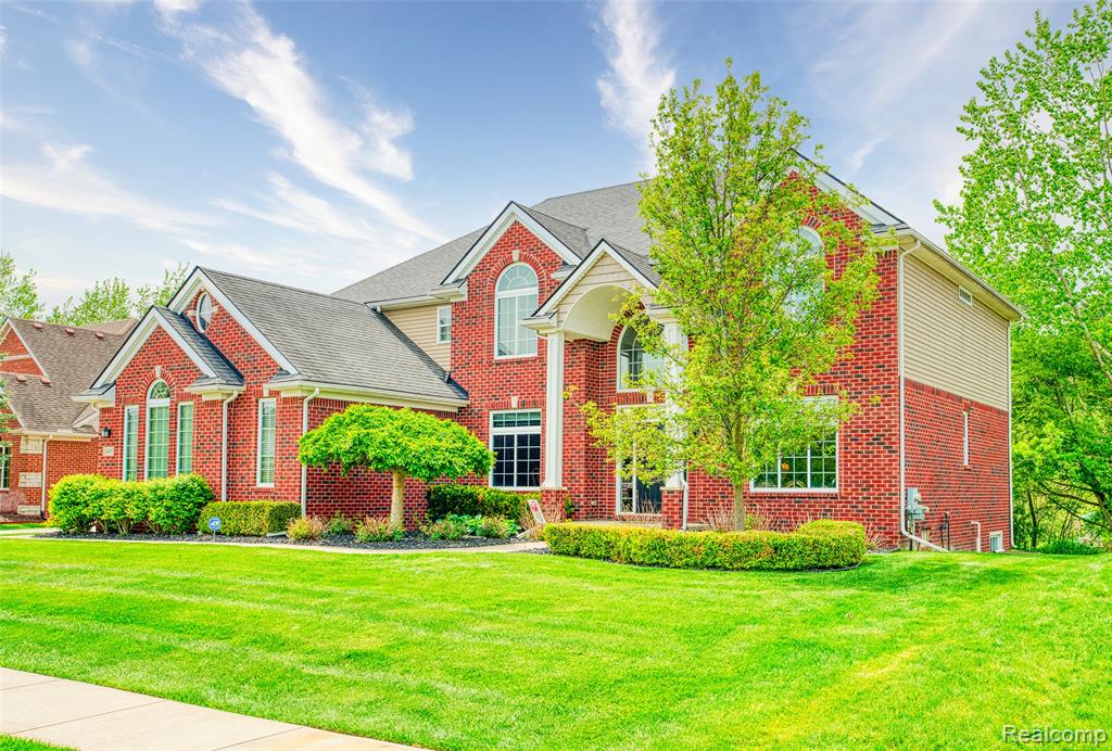 24455 Glenwood Drive, South Lyon, MI 48178 — Photo 40
