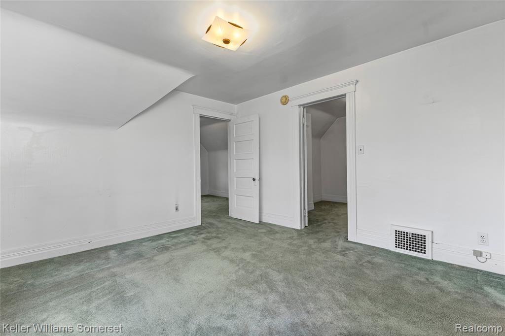 8151 Dayton Street, Detroit, MI 48210 — Photo 38