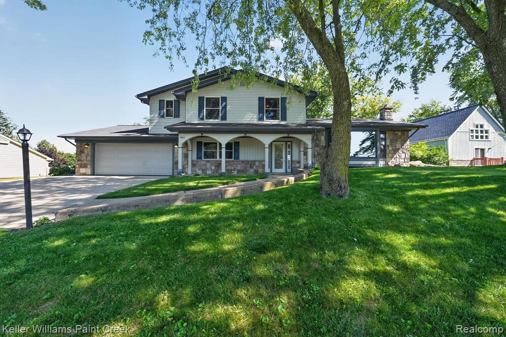3603 Hi Lure Drive, Lake Orion, MI