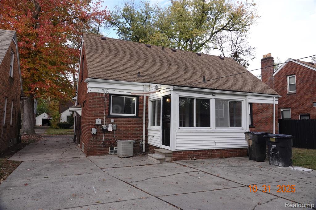 16122 Trinity Street, Detroit, MI 48219 — Photo 7