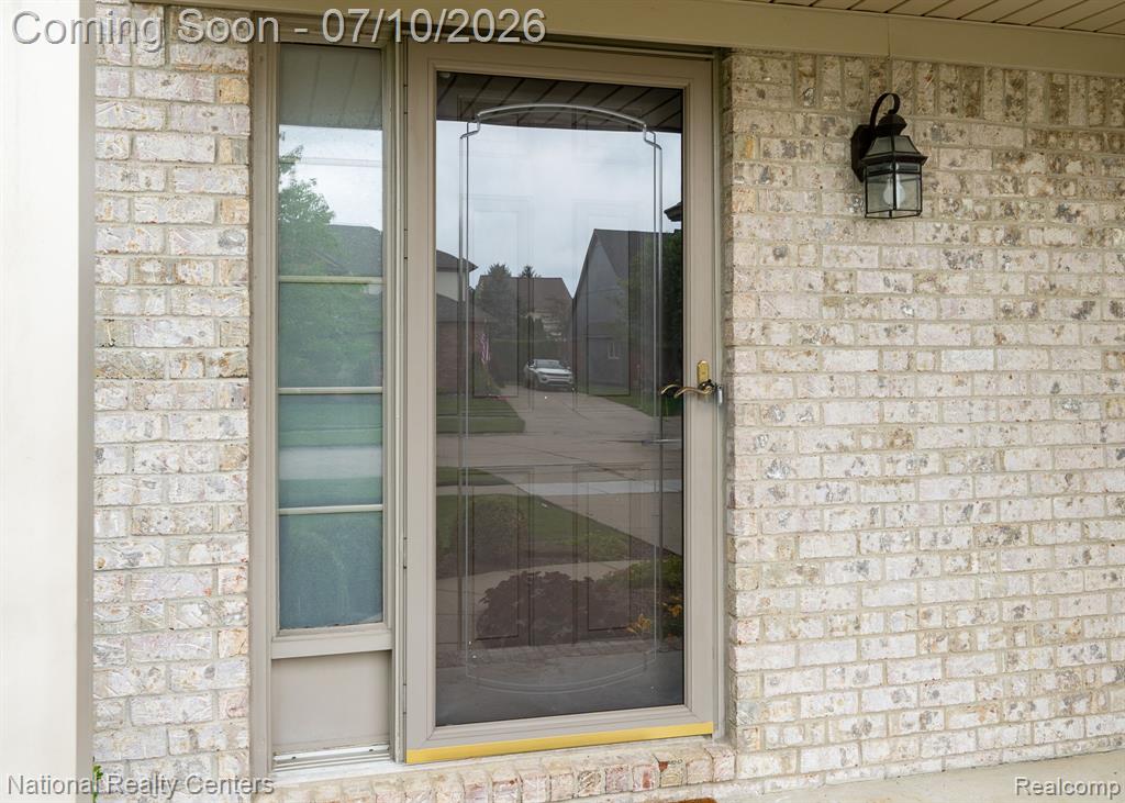 48634 Lafayette Drive, Macomb, MI 48044 — Photo 3