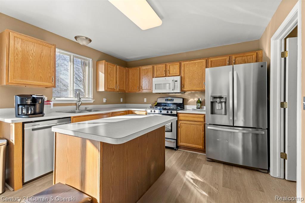 7164 Richmond Drive, Ypsilanti, MI 48197 — Photo 14