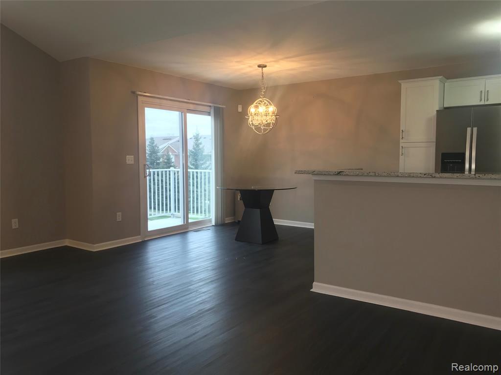 26210 Chesapeake Circle, Walled Lake, MI 48390 — Photo 6