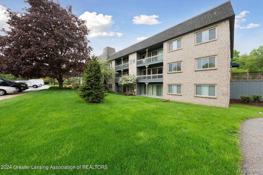 2926 Mount Hope Road, Okemos, MI 48864 — Photo 4