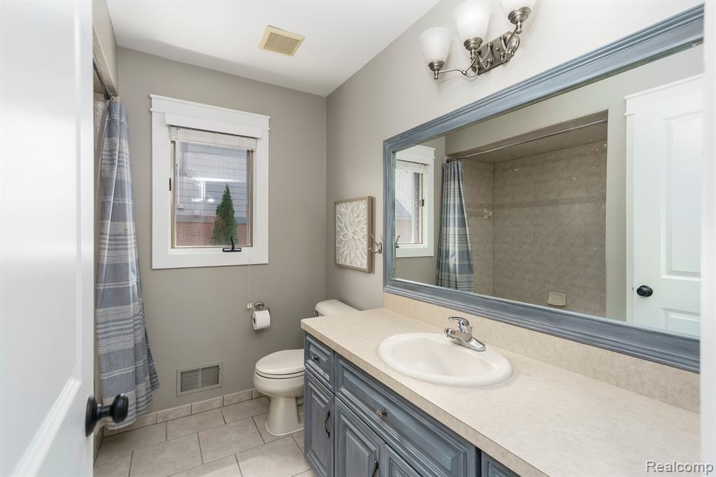 57495 RIDGEWOOD Drive, Washington, MI — Photo 37
