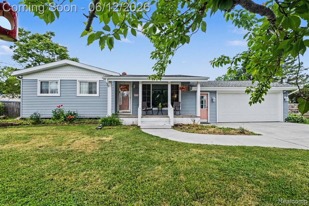 3474 Bilsky Street, Burton, MI 48519 — Photo 2