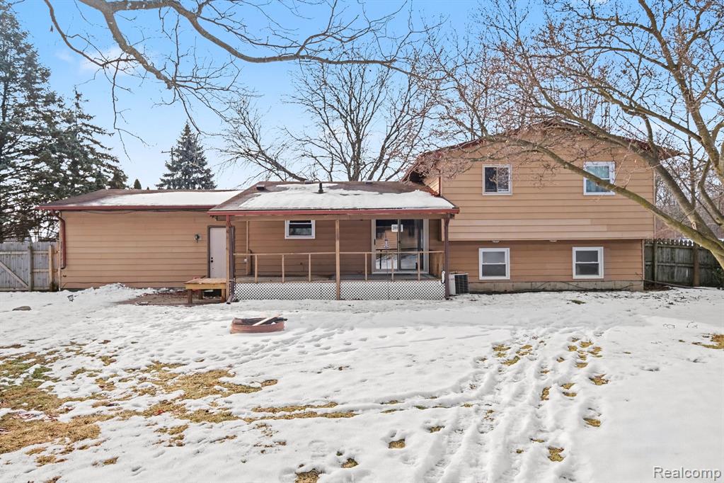 9184 Chesterfield Drive, Swartz Creek, MI 48473 — Photo 22
