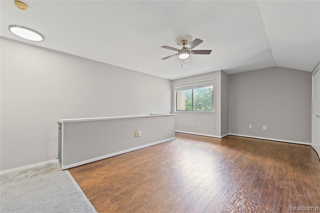 586 Ashley Circle, Rochester Hills, MI 48307 — Photo 21
