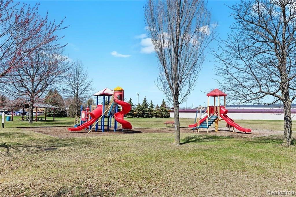 4237 EASTLAWN Avenue, Wayne, MI 48184 — Photo 26