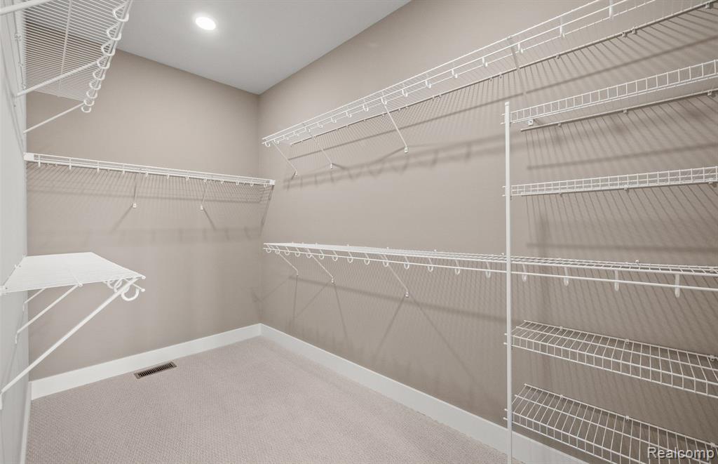706 West Spaniel Drive, Ann Arbor, MI 48108 — Photo 9
