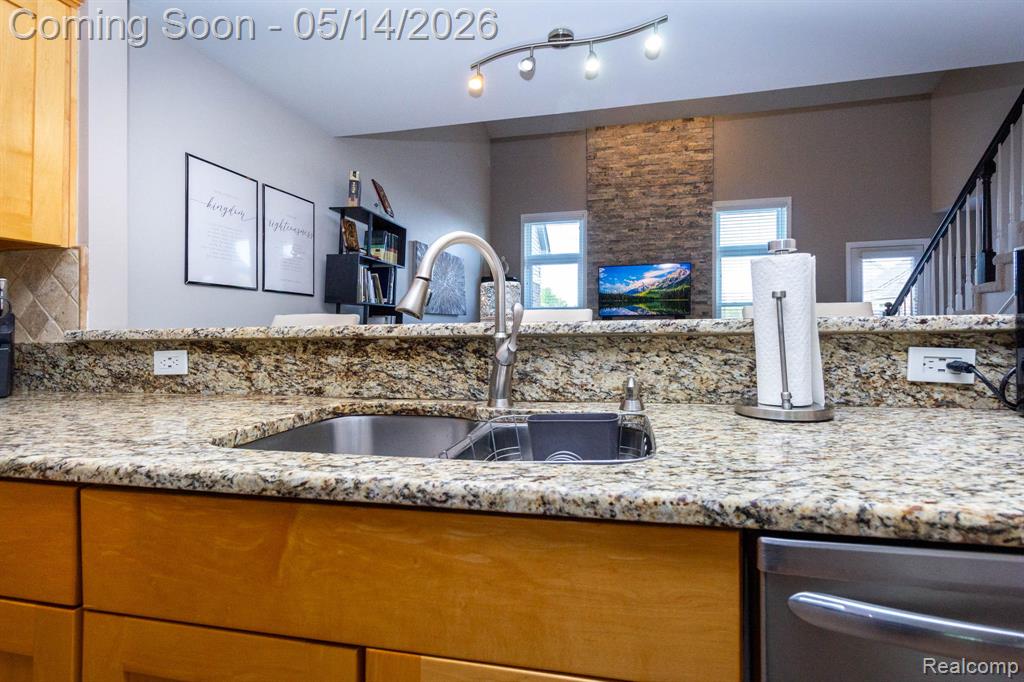 20725 Kenmare Drive, Macomb, MI 48044 — Photo 15