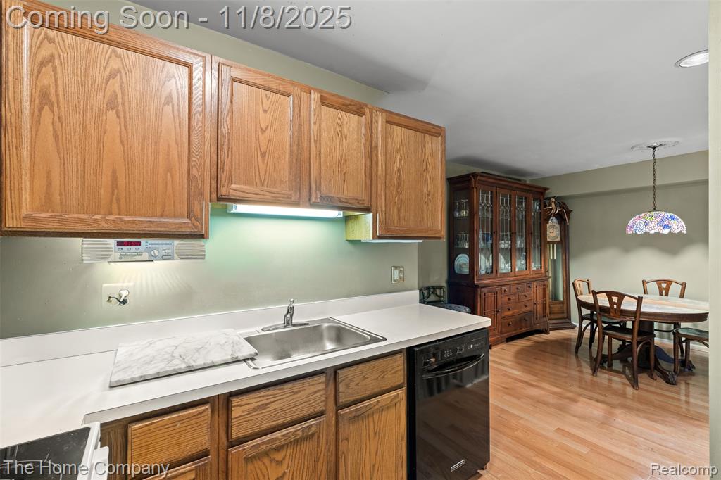 175 W Kenilworth Avenue, Royal Oak, MI 48067 — Photo 19