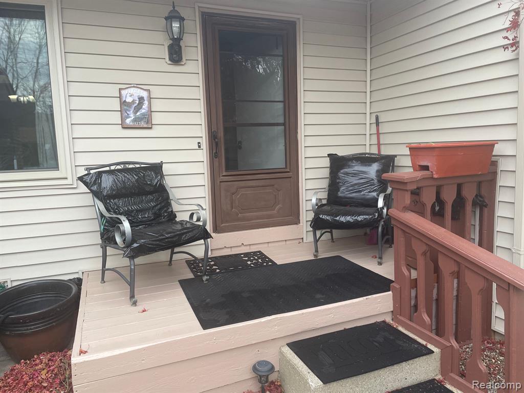 62178 Ticonderoga, 4, South Lyon, MI 48178 — Photo 2